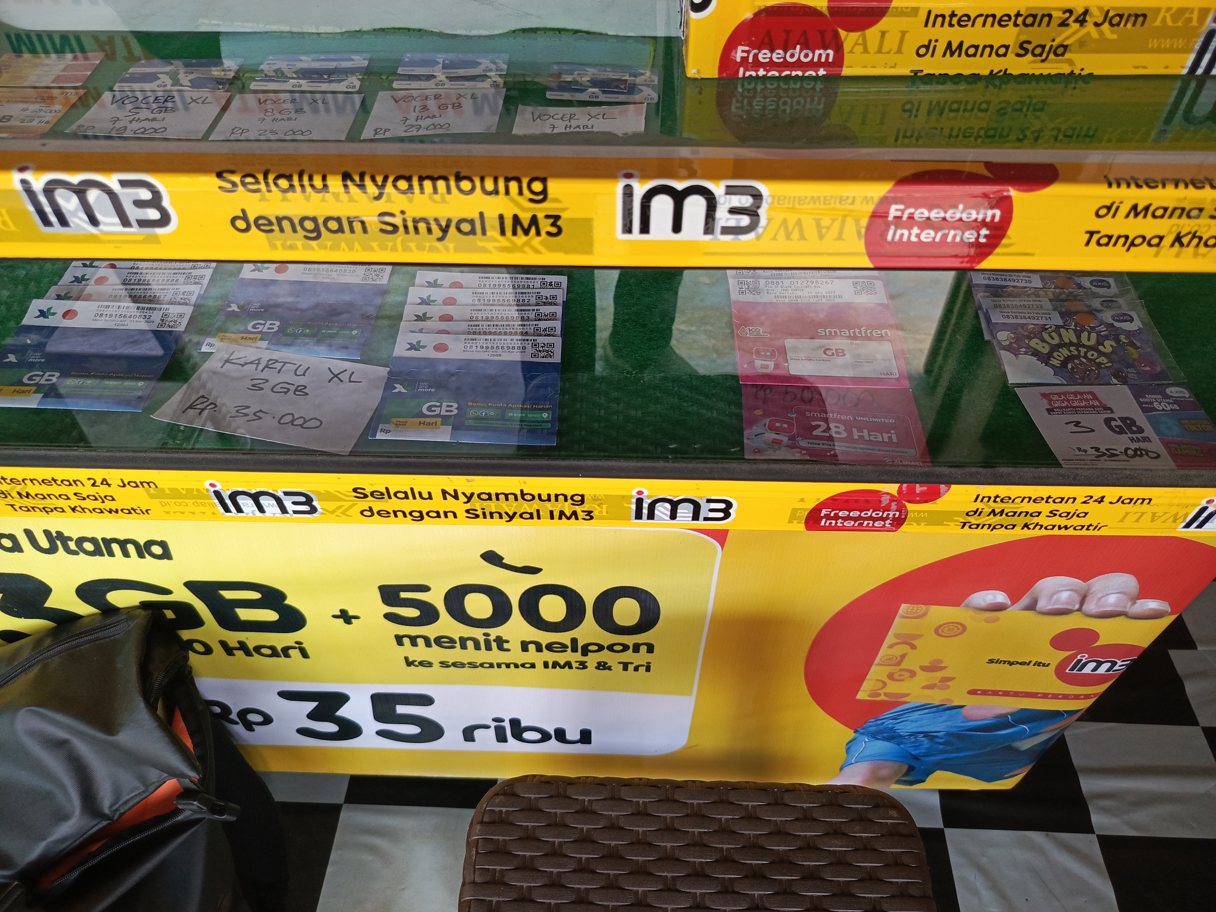 Foto outlet 1